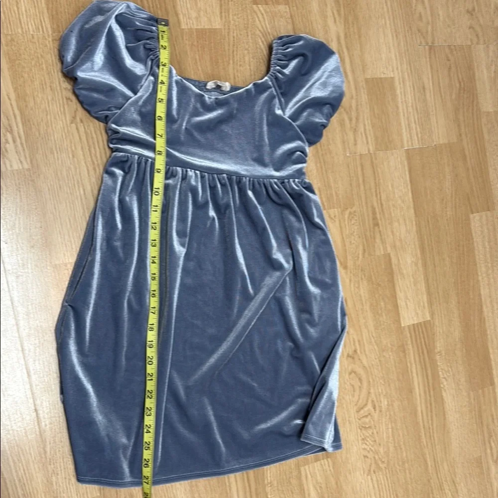 Walking On Sunshine Girls Medium Blue Velvet Puff Sleeve Empire Waist Dress - Picture 8 of 8